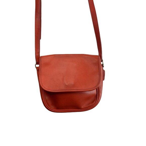 Coach Vtg Red Leather Saddle Bag, Crossbody Legacy Flap Closure - Picture 1 of 9